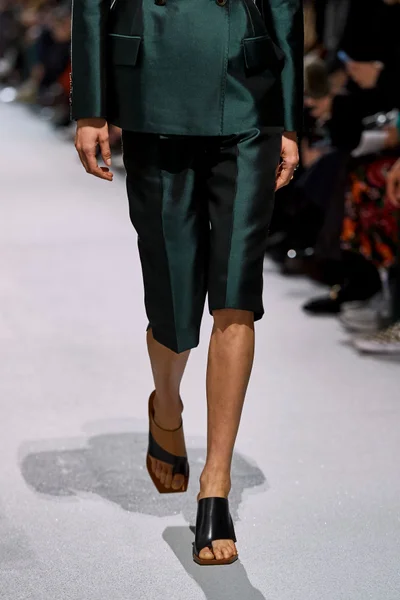 Look 147